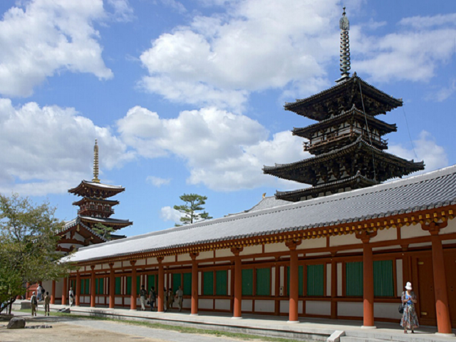  Yakushi-ji Temple