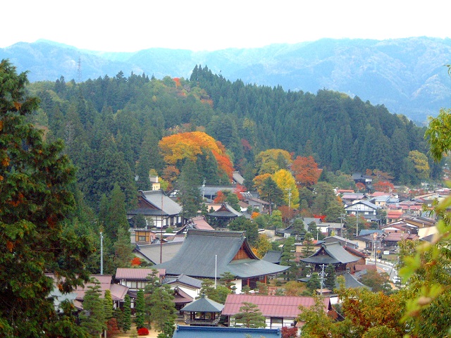  Higashiyama Area