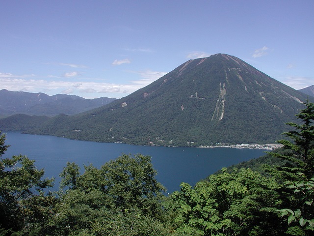  Mount Hangetsu