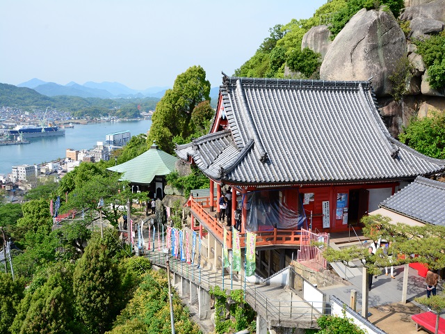  Senko-ji Temple