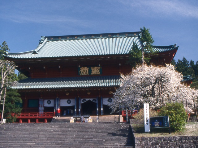 Nikko Futaarasan Shrine