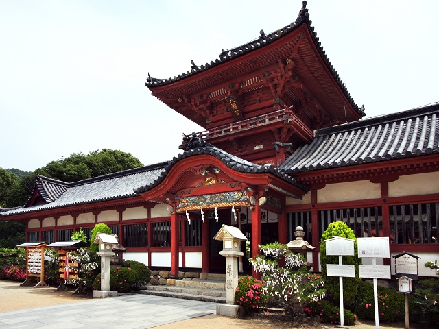  Isaniwa Shrine